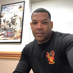 Meet your Posher, Lamont